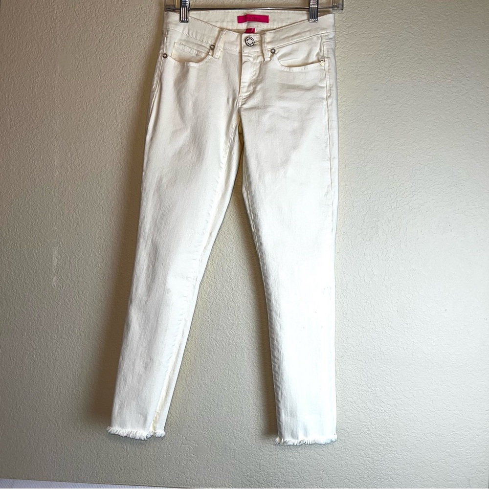 Lily Pulitzer Women’s Pale Yellow Low Rise Raw Hem Jeans Sz 0